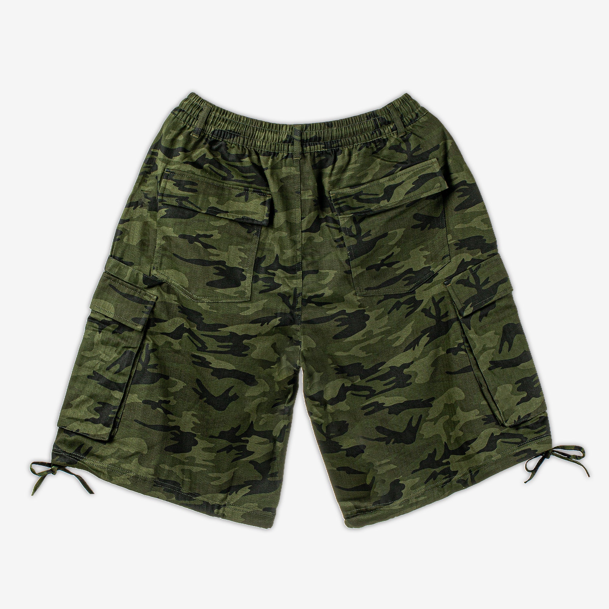 CAMO CARGO SHORTS