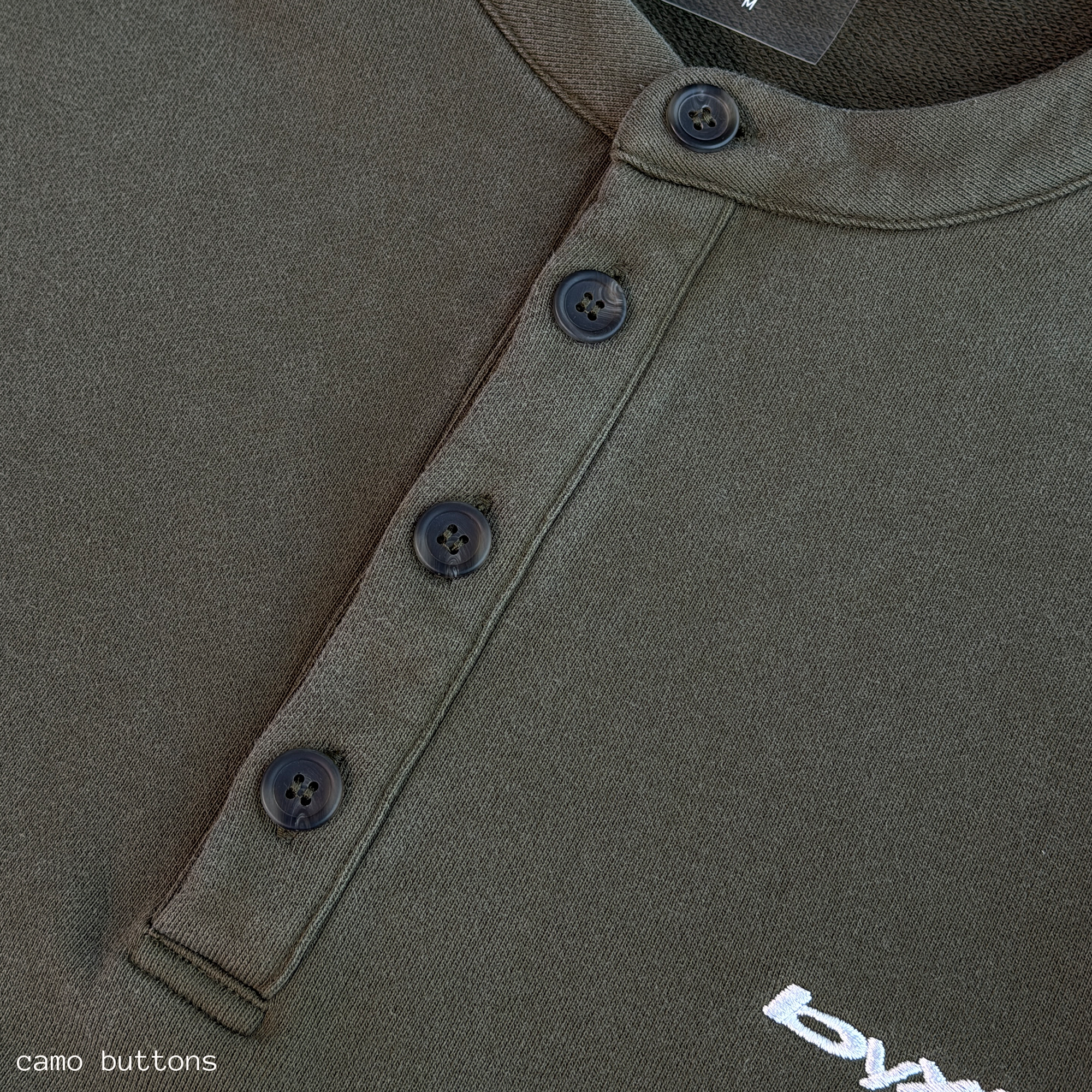 FAUX SHELL LONG SLEEVE